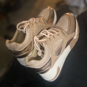 steve madden fashion sneaker